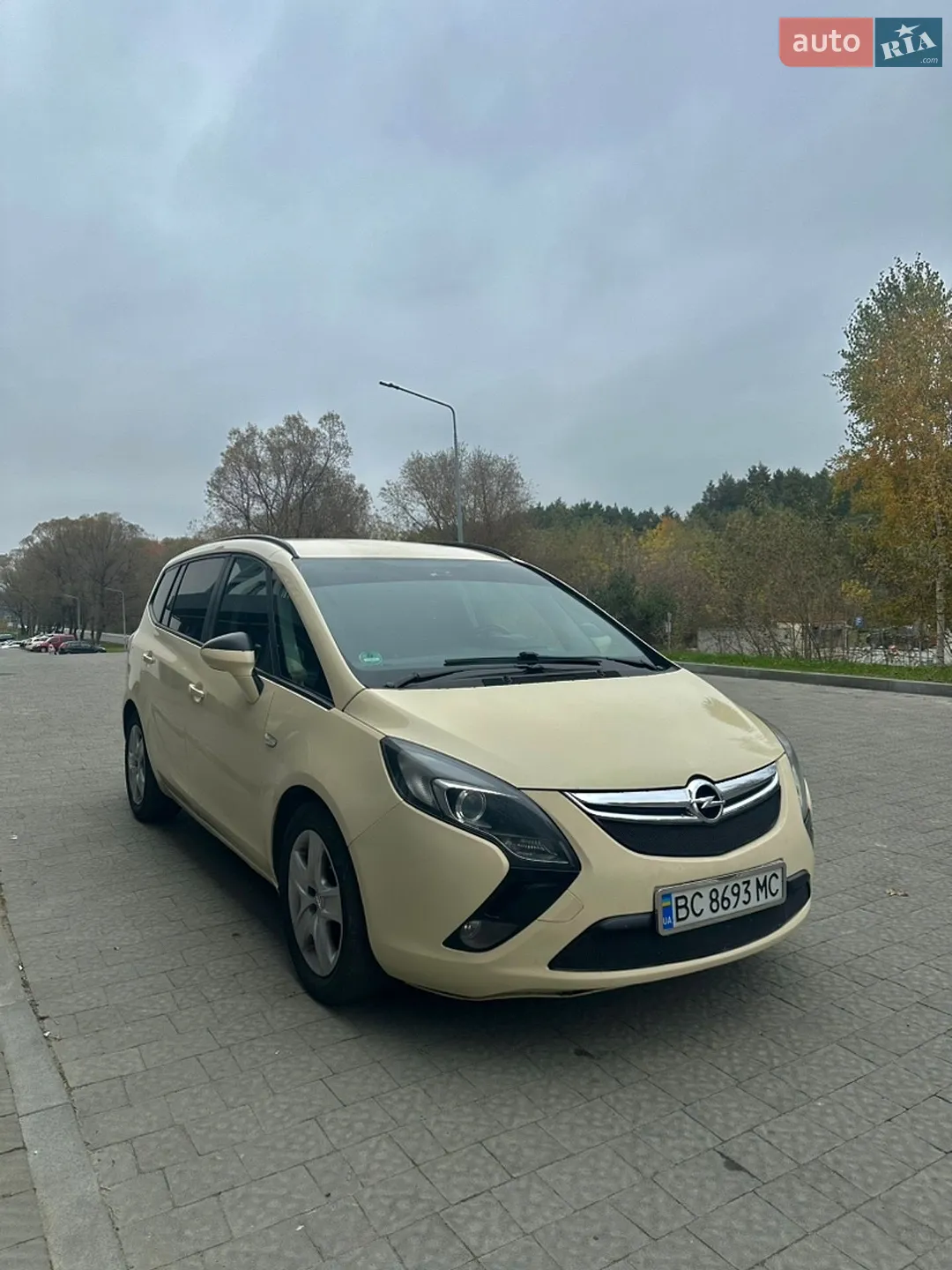 Opel Zafira Tourer, 2012