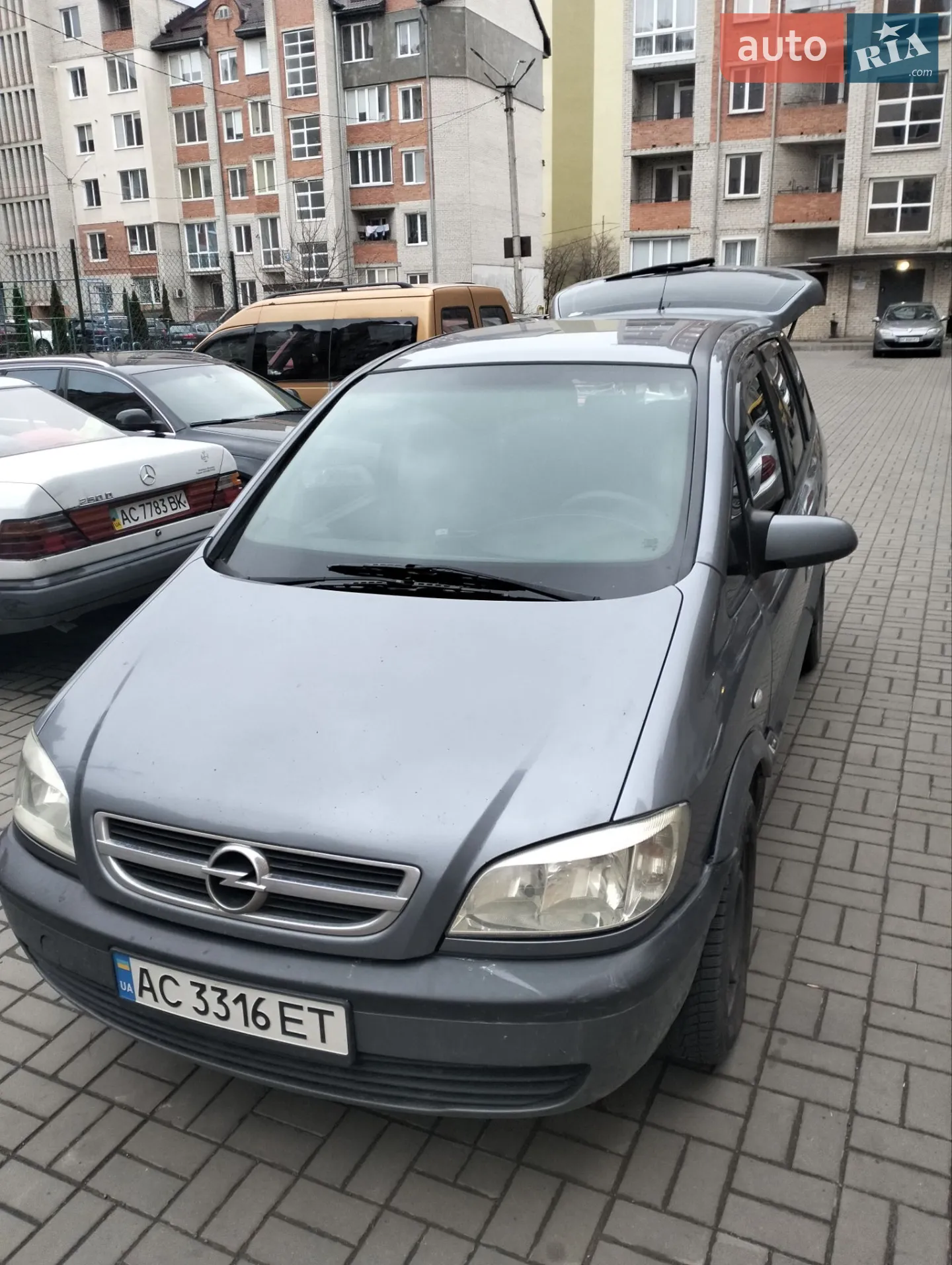 Opel Zafira, 2005