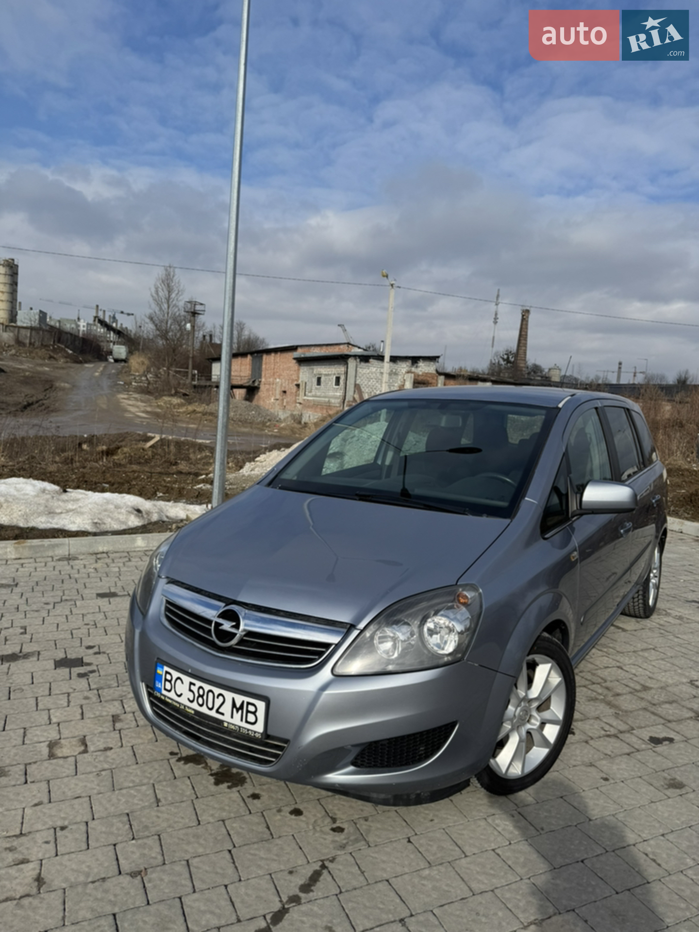 Opel Zafira, 2011