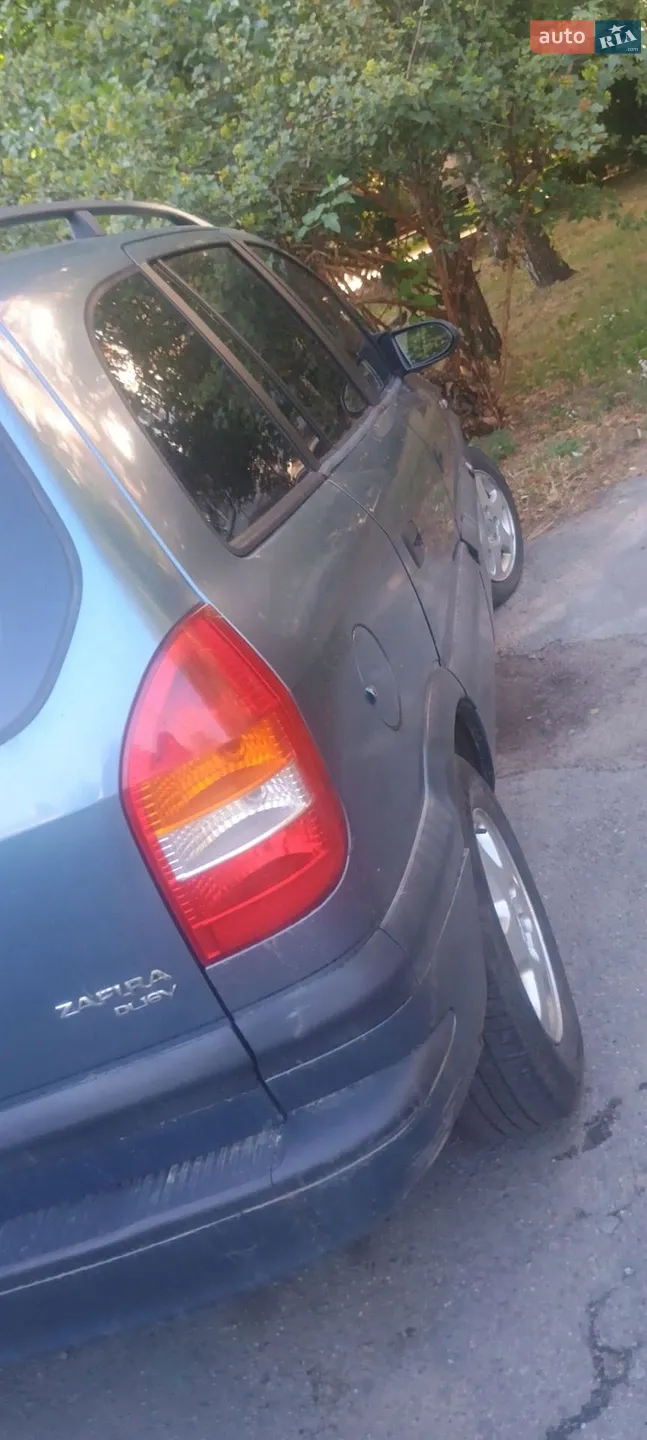 Opel Zafira, 1999