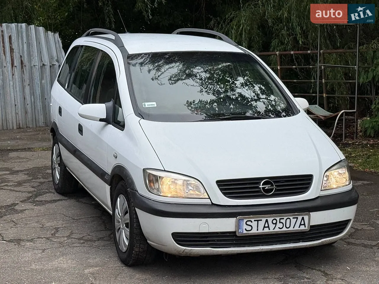 Opel Zafira, 2001