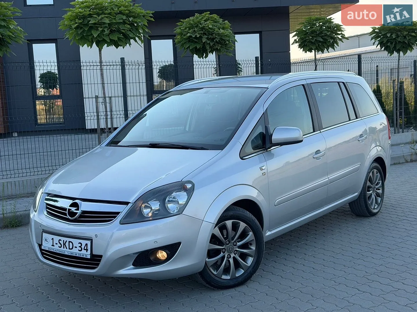 Opel Zafira, 2011