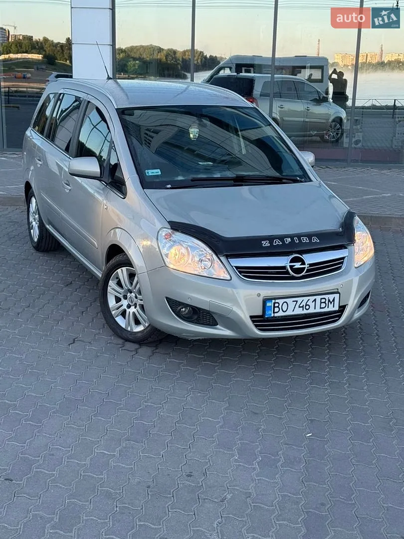 Opel Zafira, 2010