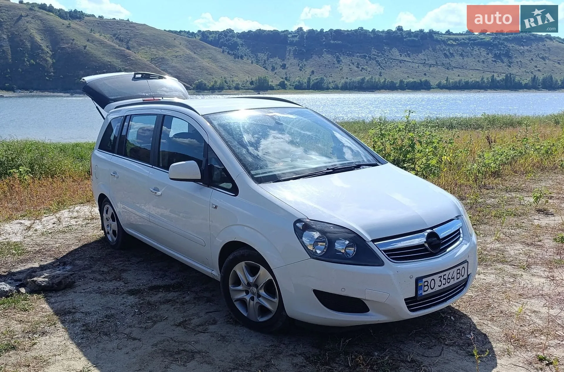 Opel Zafira, 2011