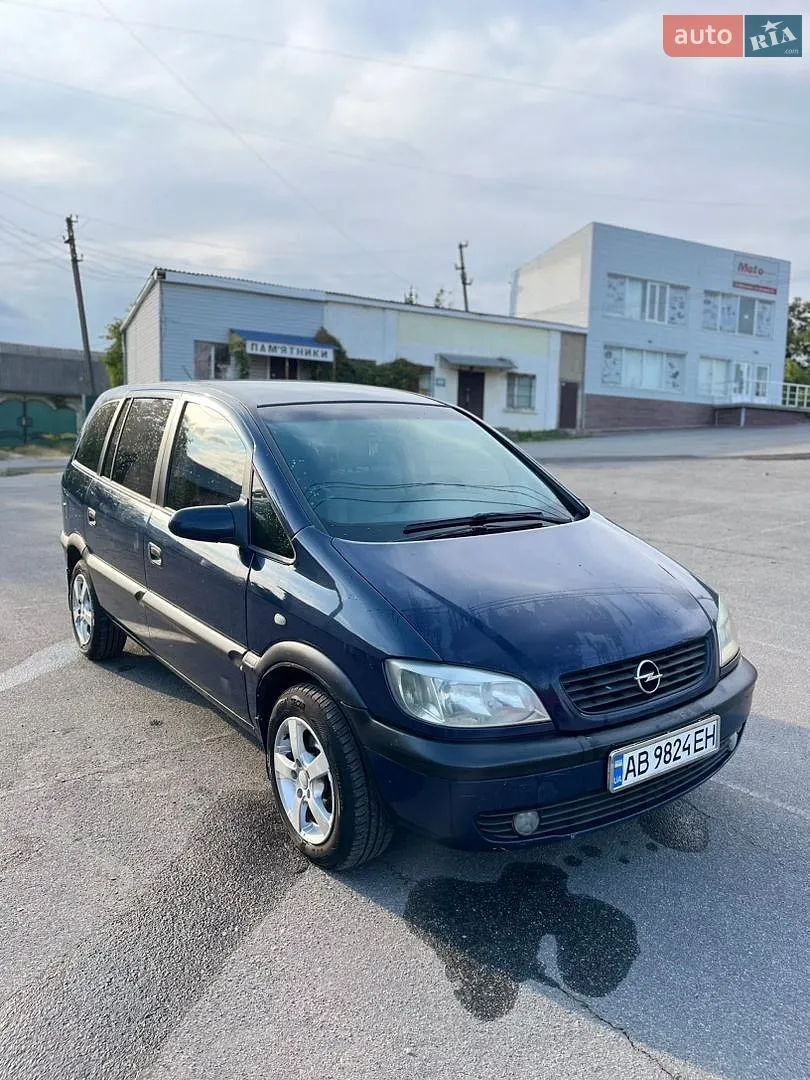 Opel Zafira, 1999