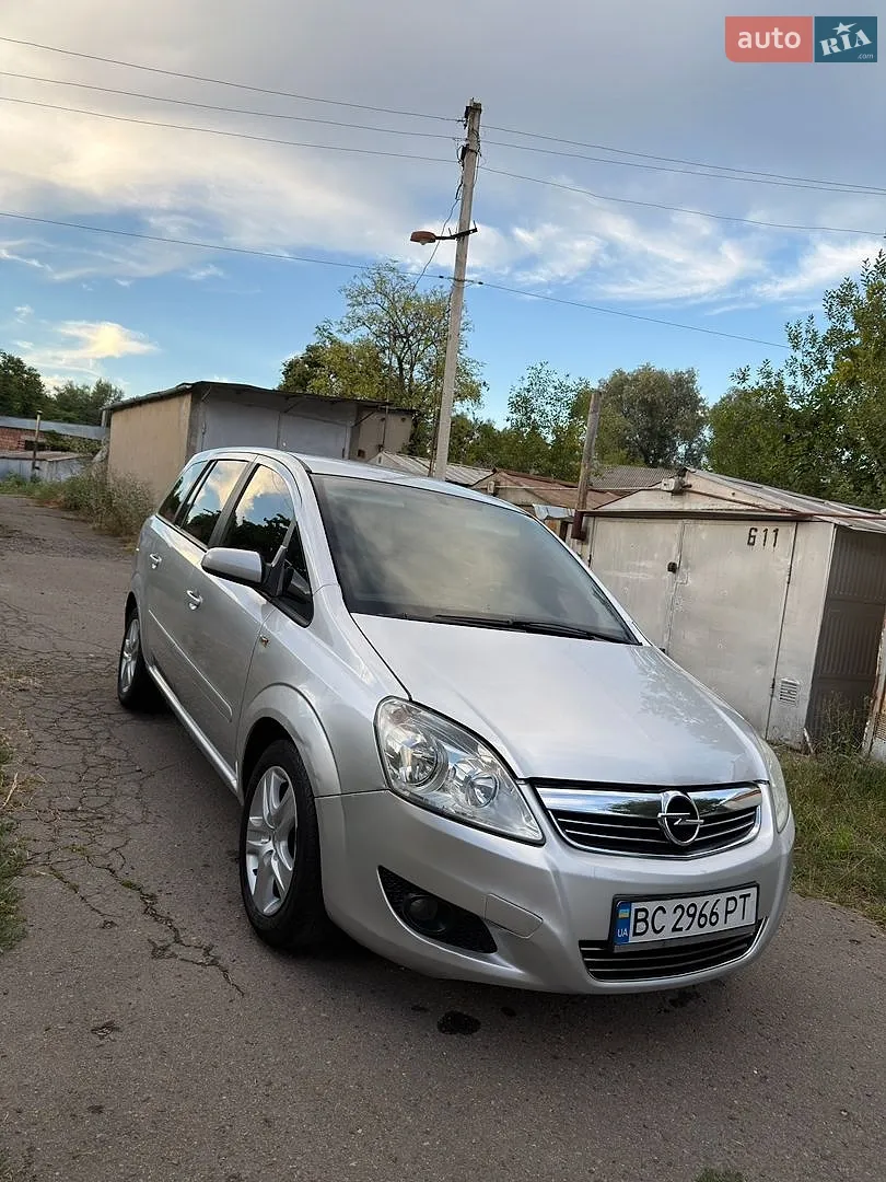 Opel Zafira, 2009