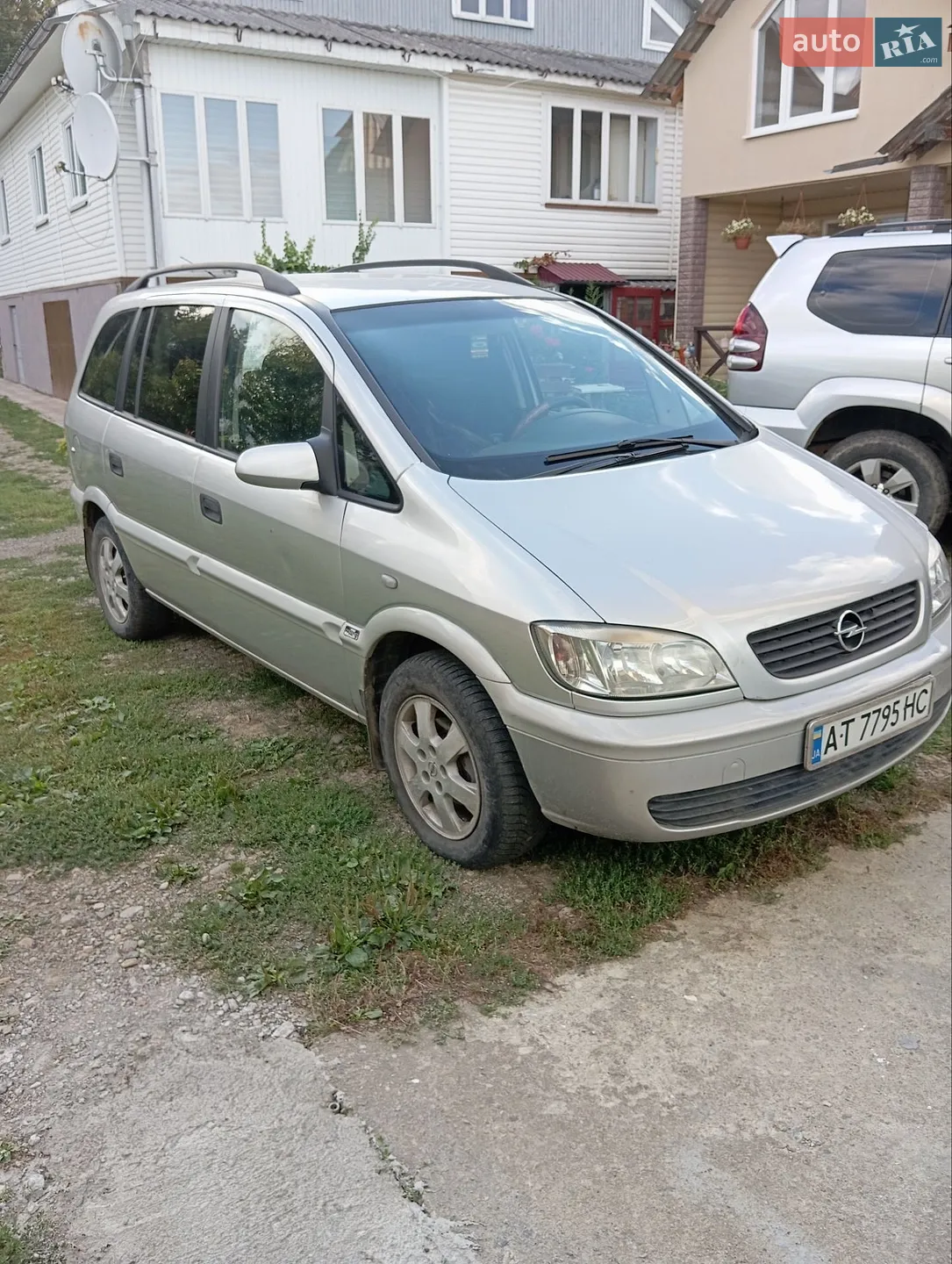 Opel Zafira, 2001