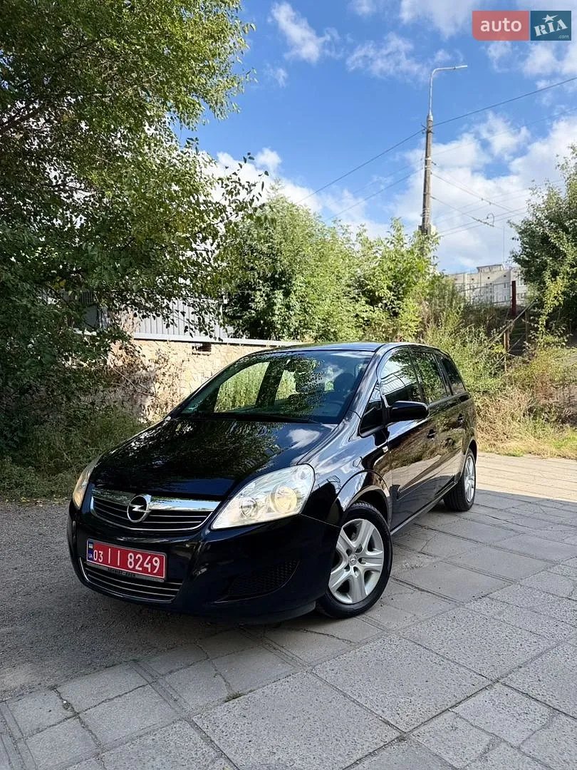Opel Zafira, 2009