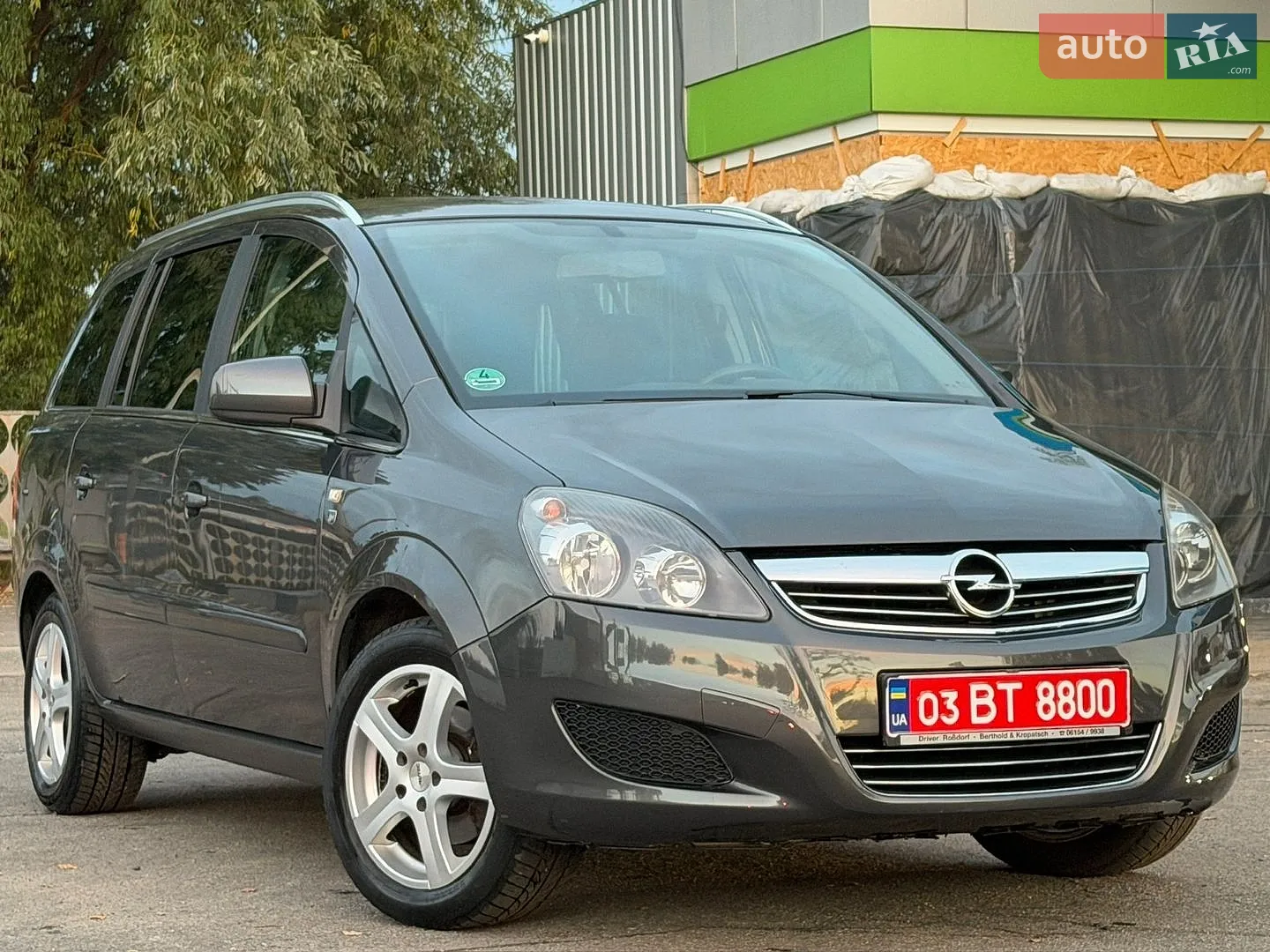Opel Zafira, 2011