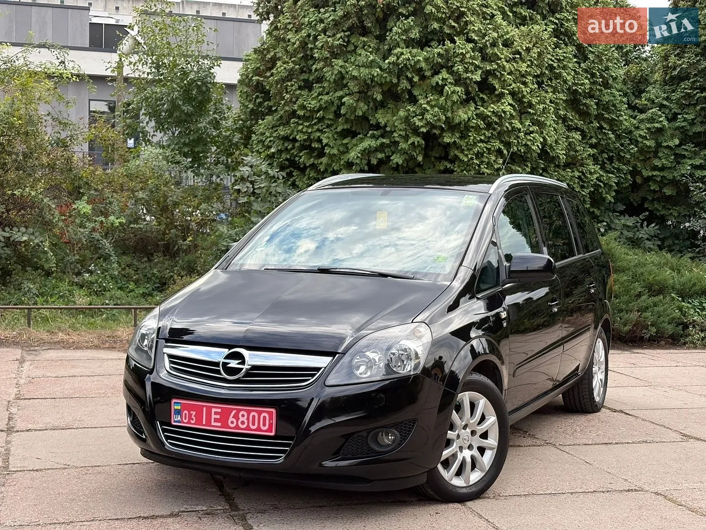 Opel Zafira, 2011