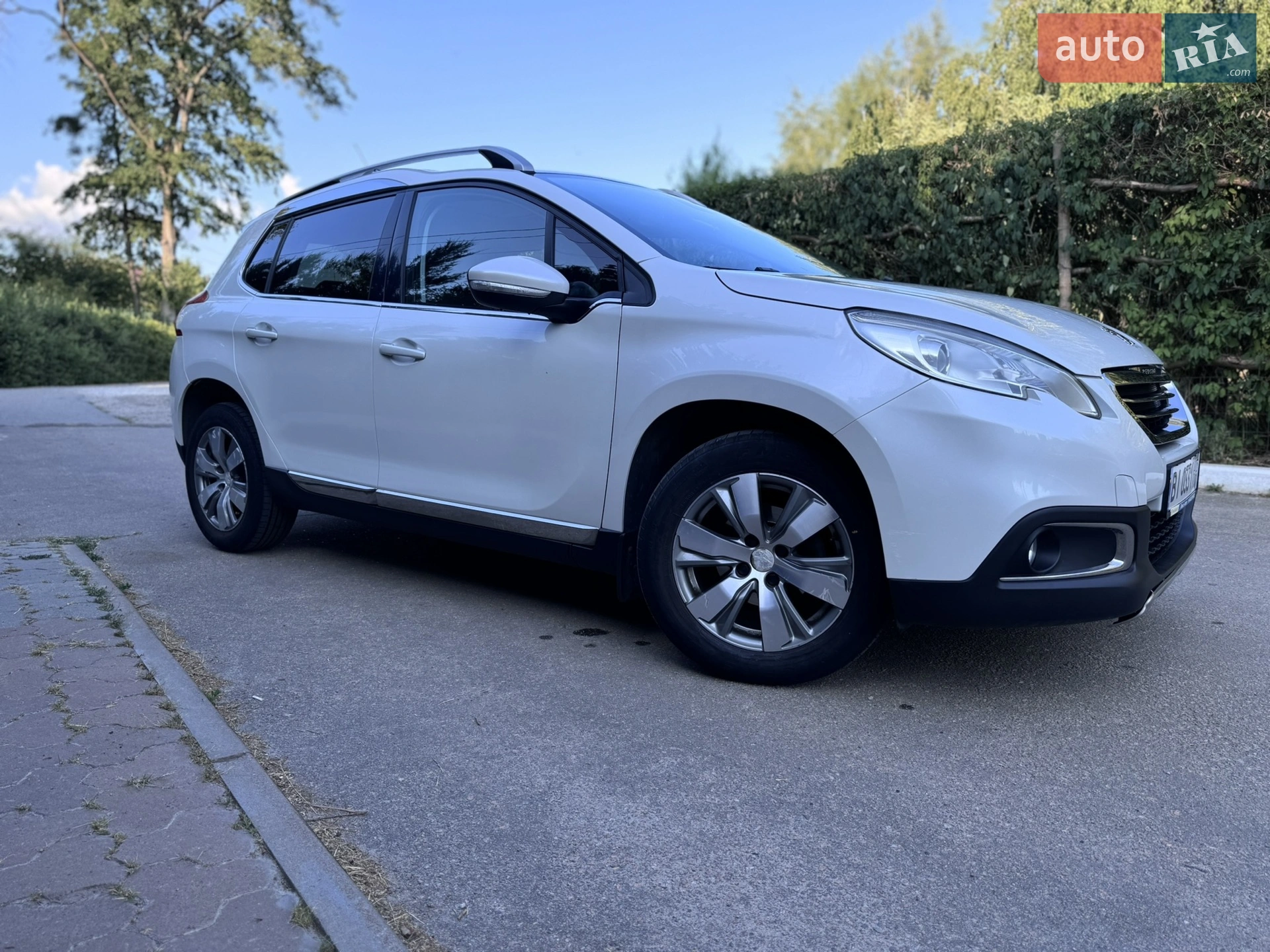Peugeot 2008, 2015