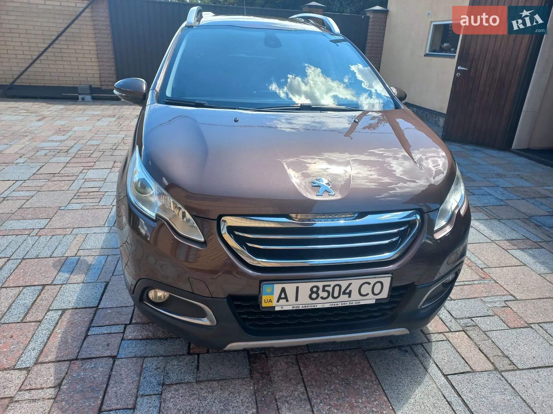 Peugeot 2008, 2015