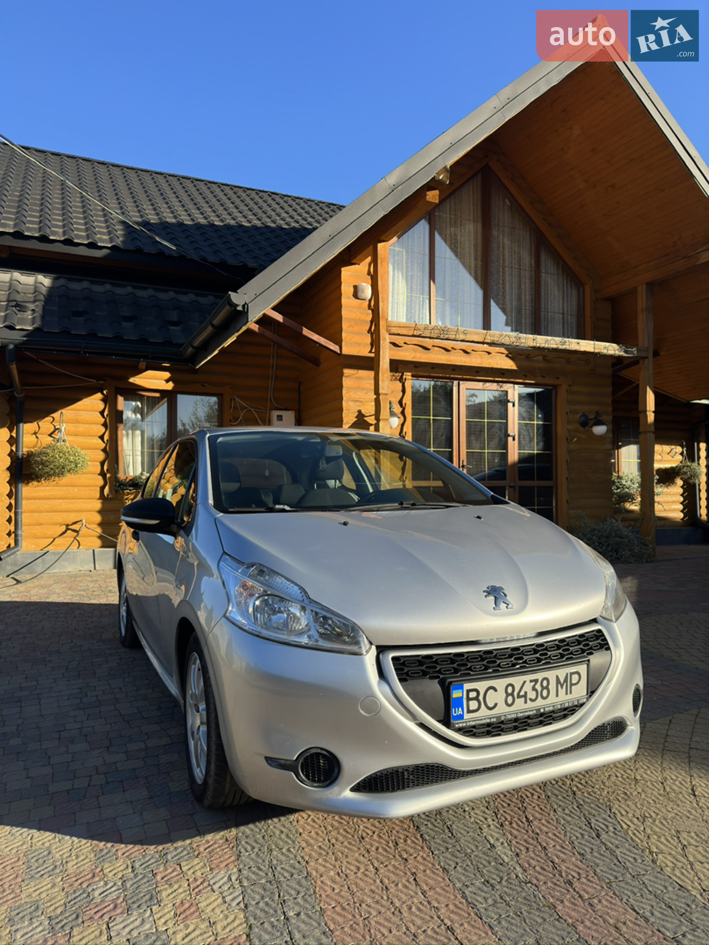 Peugeot 208, 2013