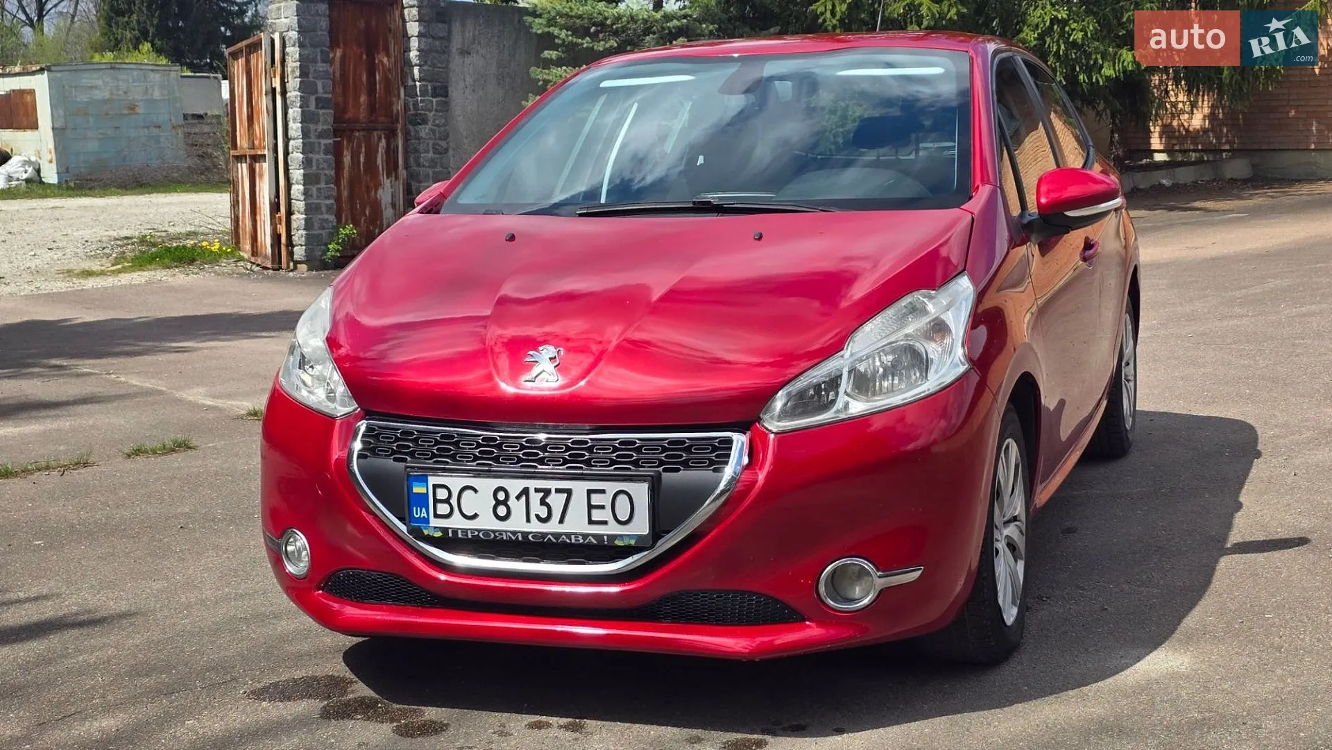 Peugeot 208, 2013