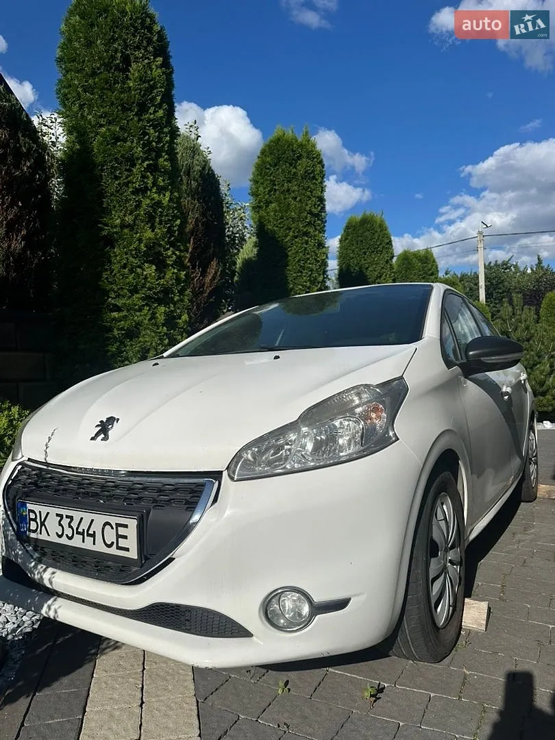 Peugeot 208, 2014