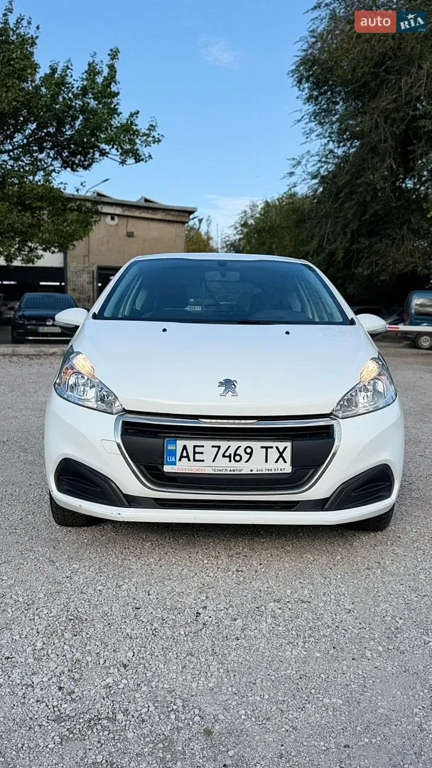 Peugeot 208, 2016