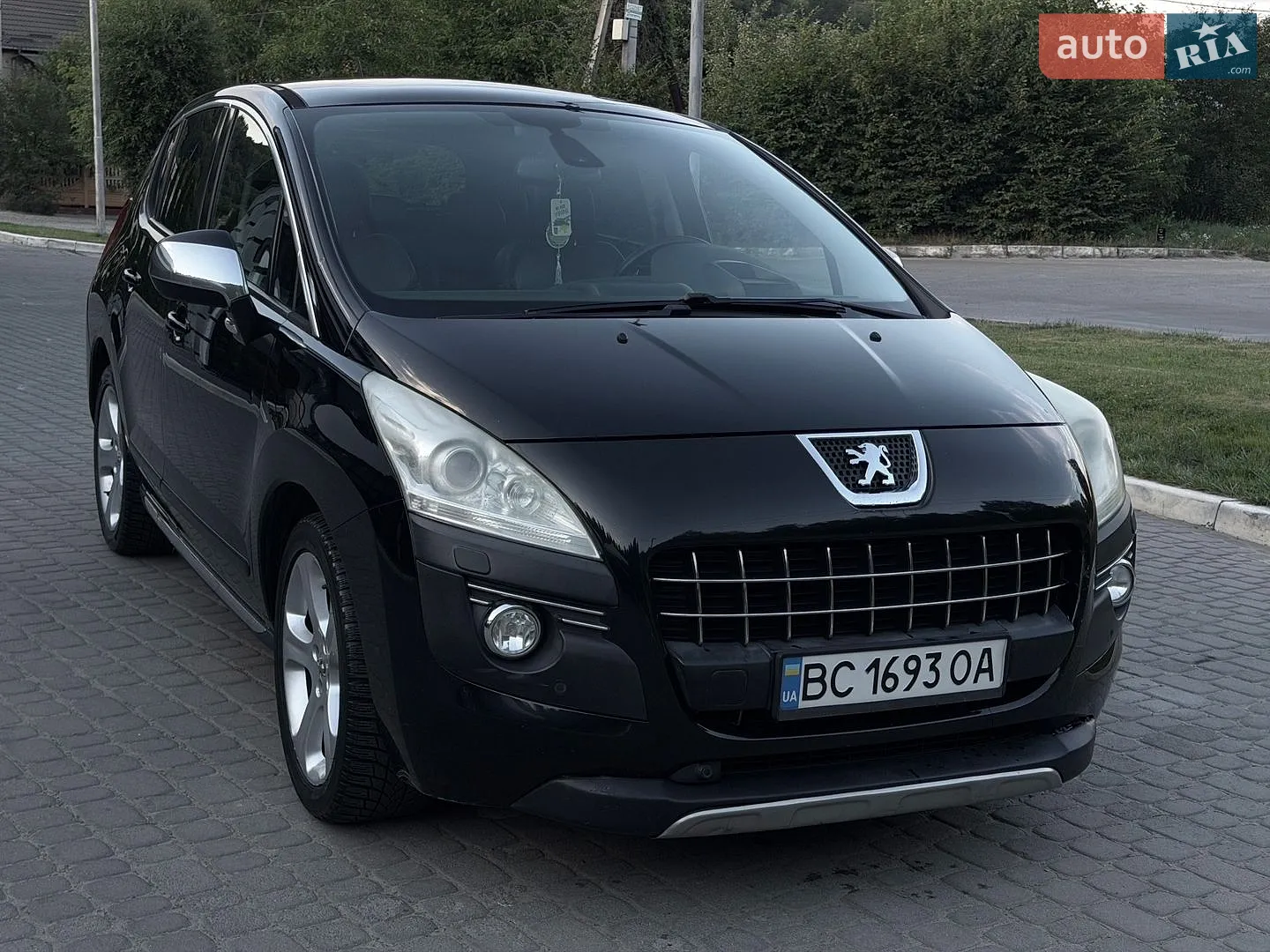 Peugeot 3008, 2011