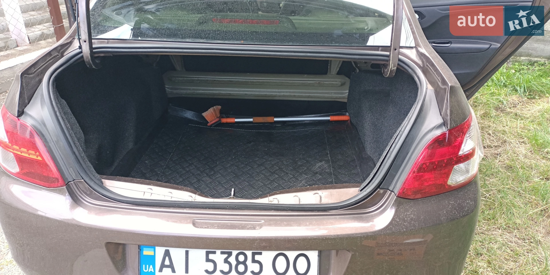 Peugeot 301, 2013