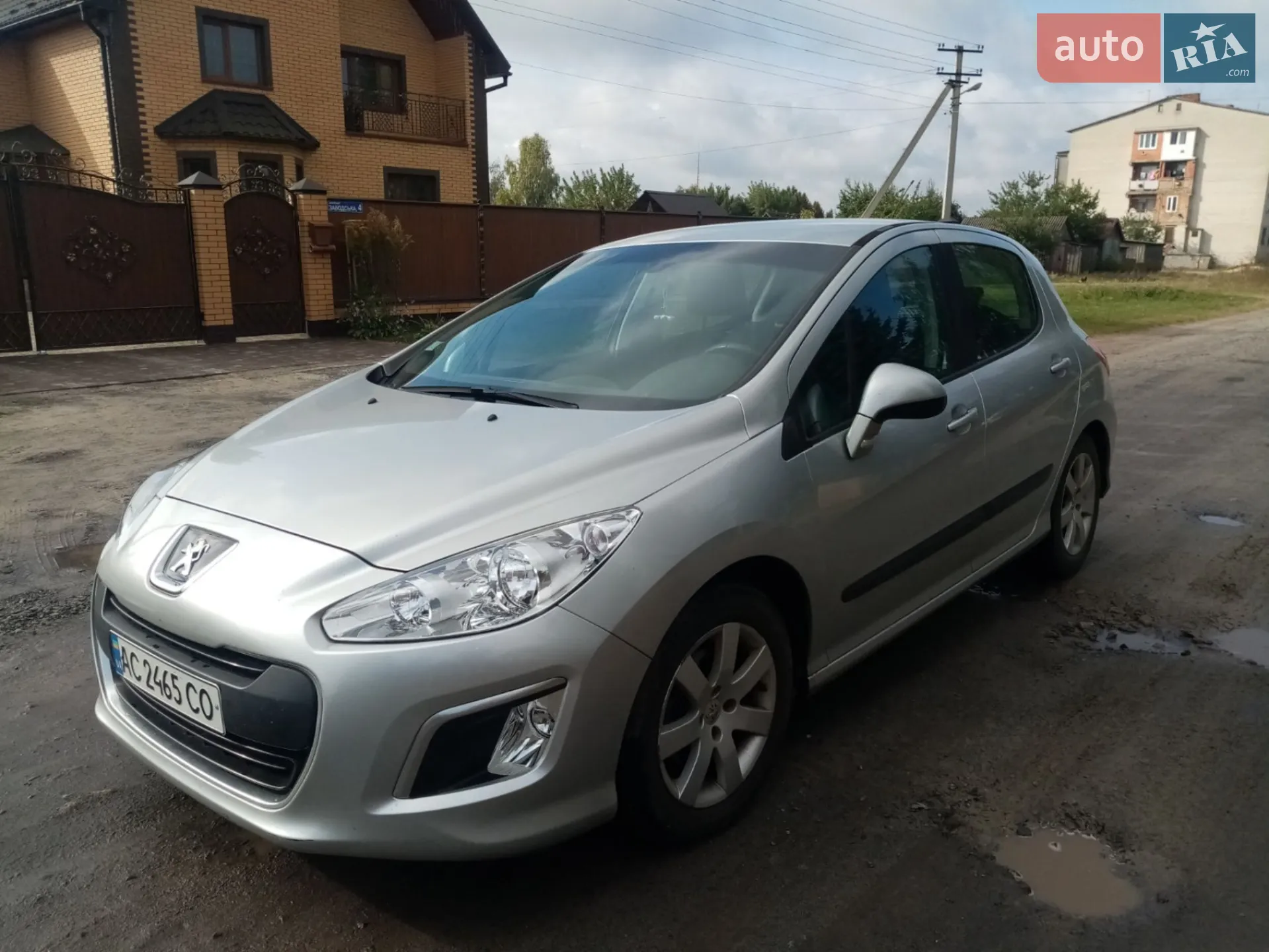 Peugeot 308, 2011