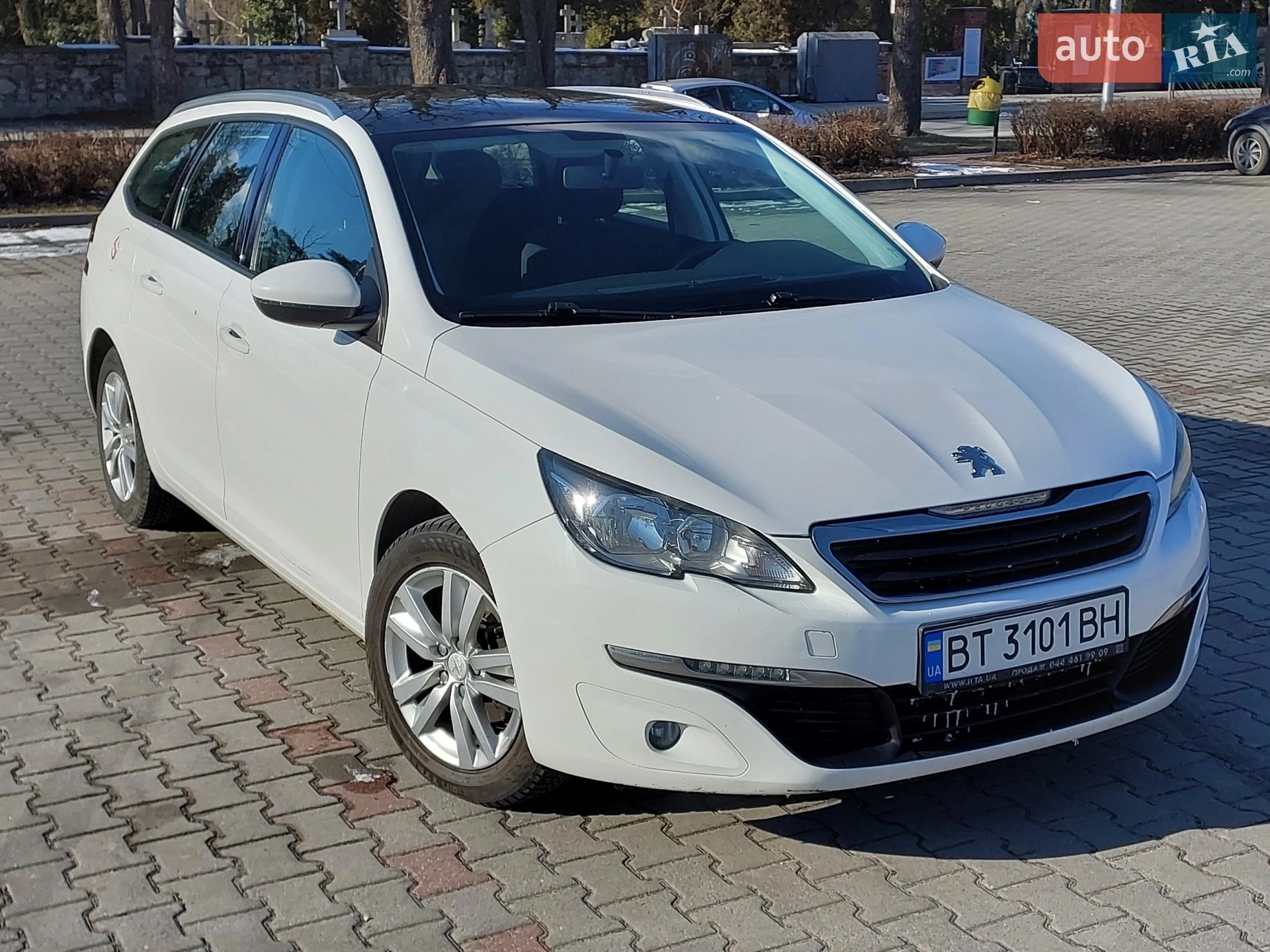 Peugeot 308, 2015