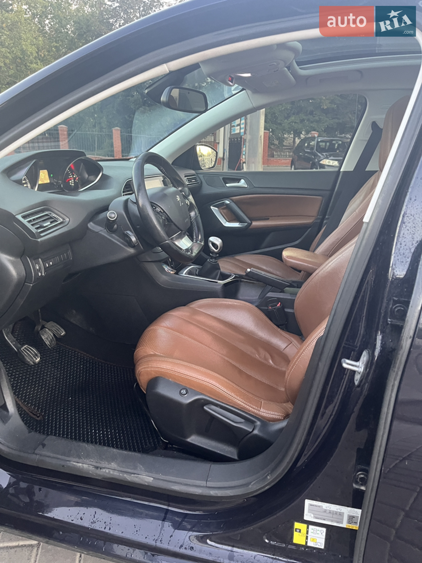Peugeot 308, 2015