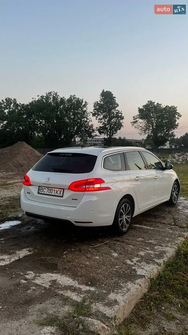 Peugeot 308, 2016