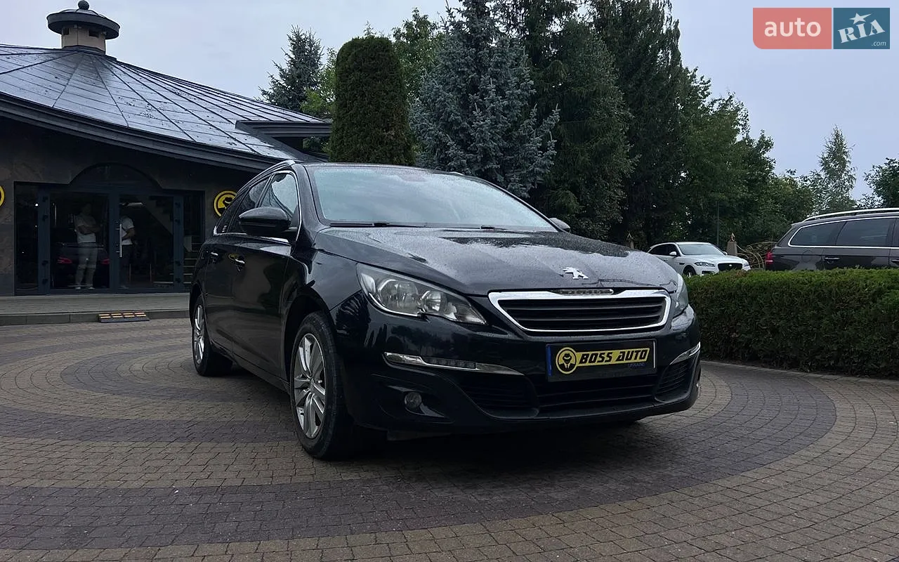 Peugeot 308, 2015