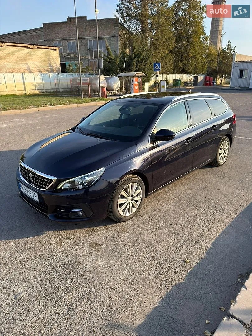 Peugeot 308, 2017