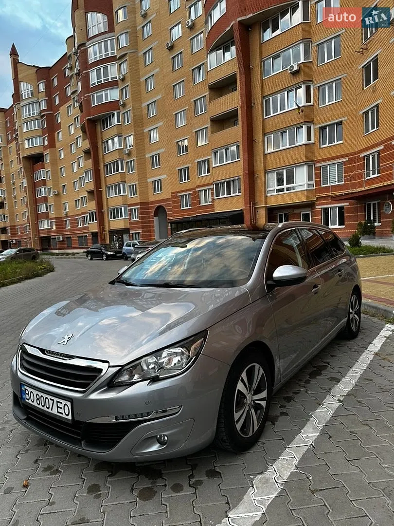 Peugeot 308, 2015