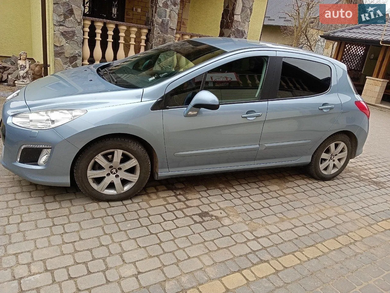 Peugeot 308, 2011