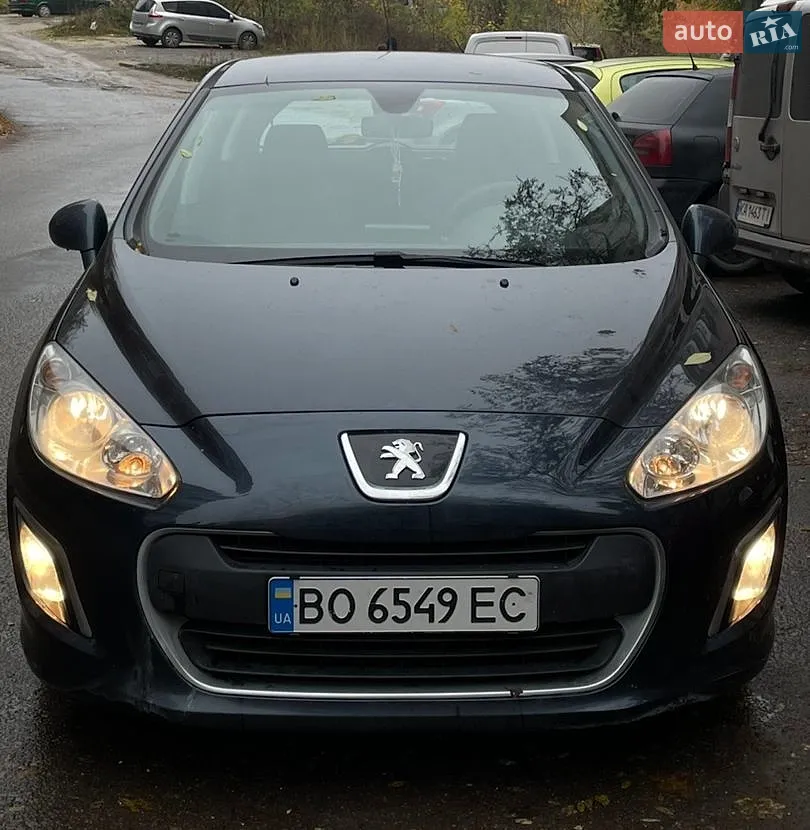 Peugeot 308, 2011