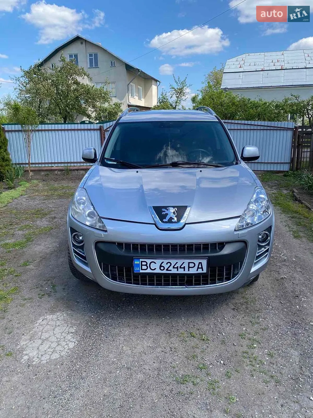 Peugeot 4007, 2010