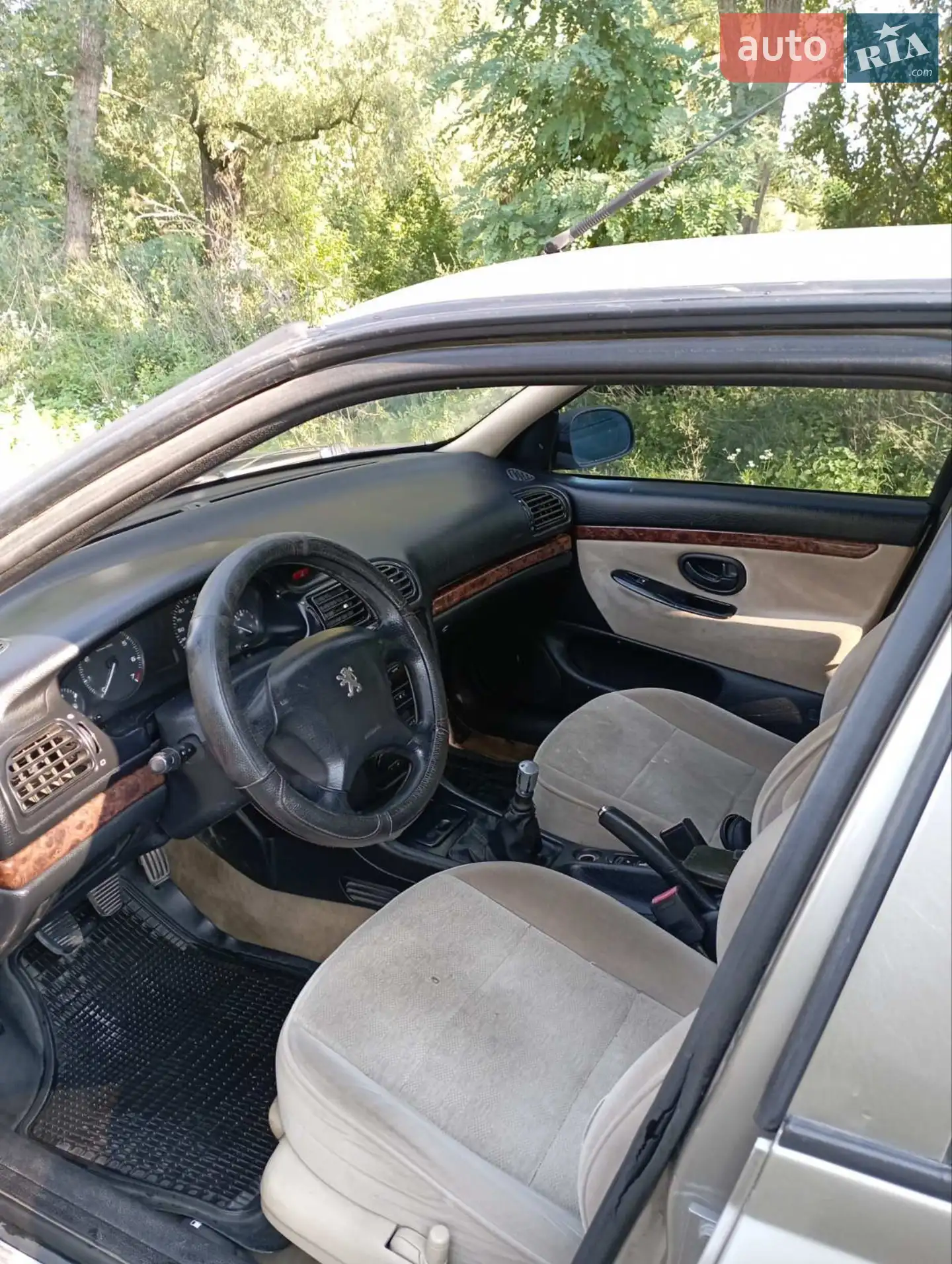 Peugeot 406, 2001