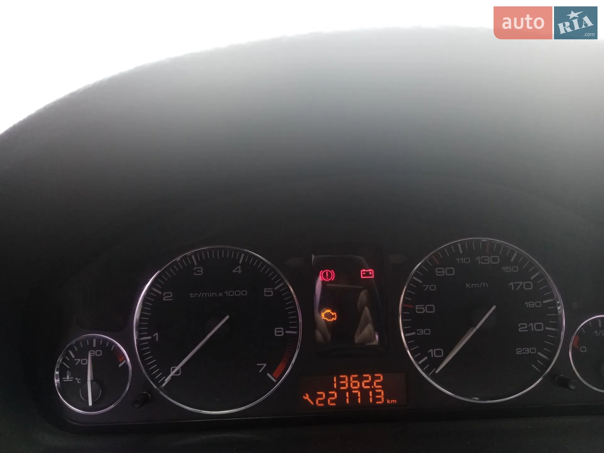 Peugeot 407, 2004