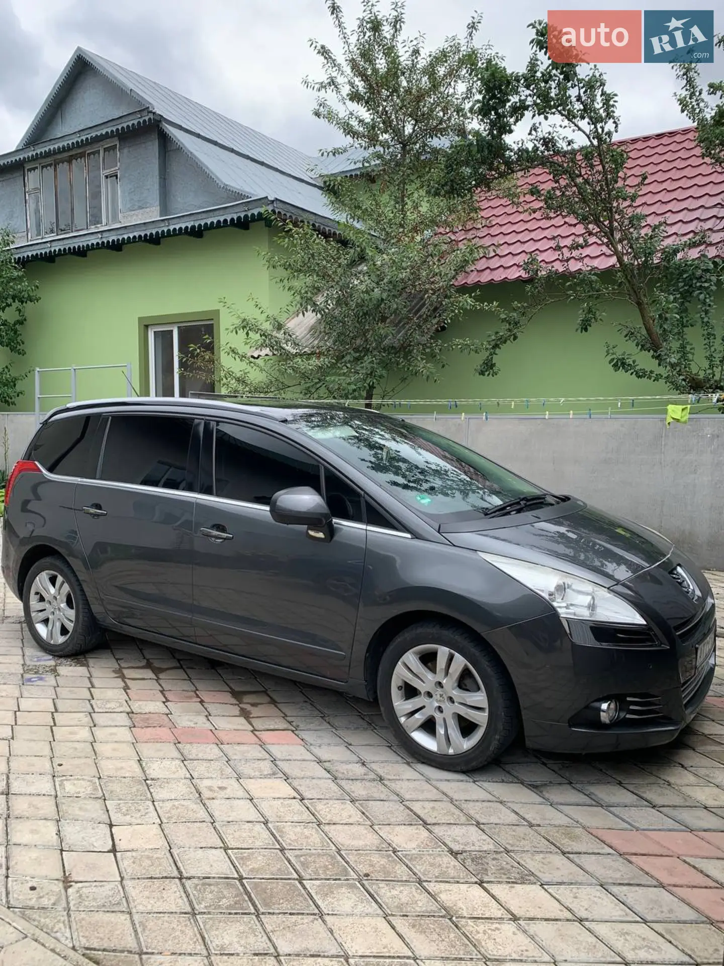 Peugeot 5008, 2010