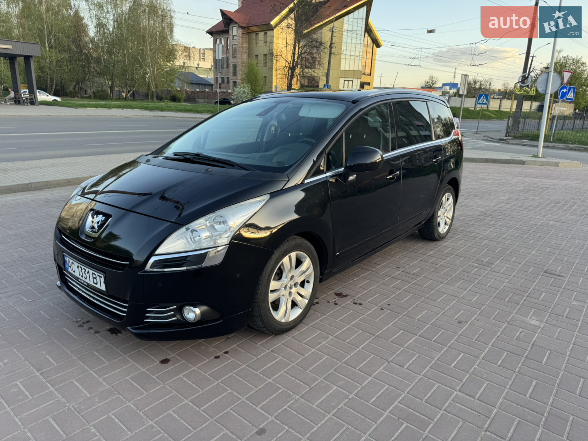 Peugeot 5008, 2012