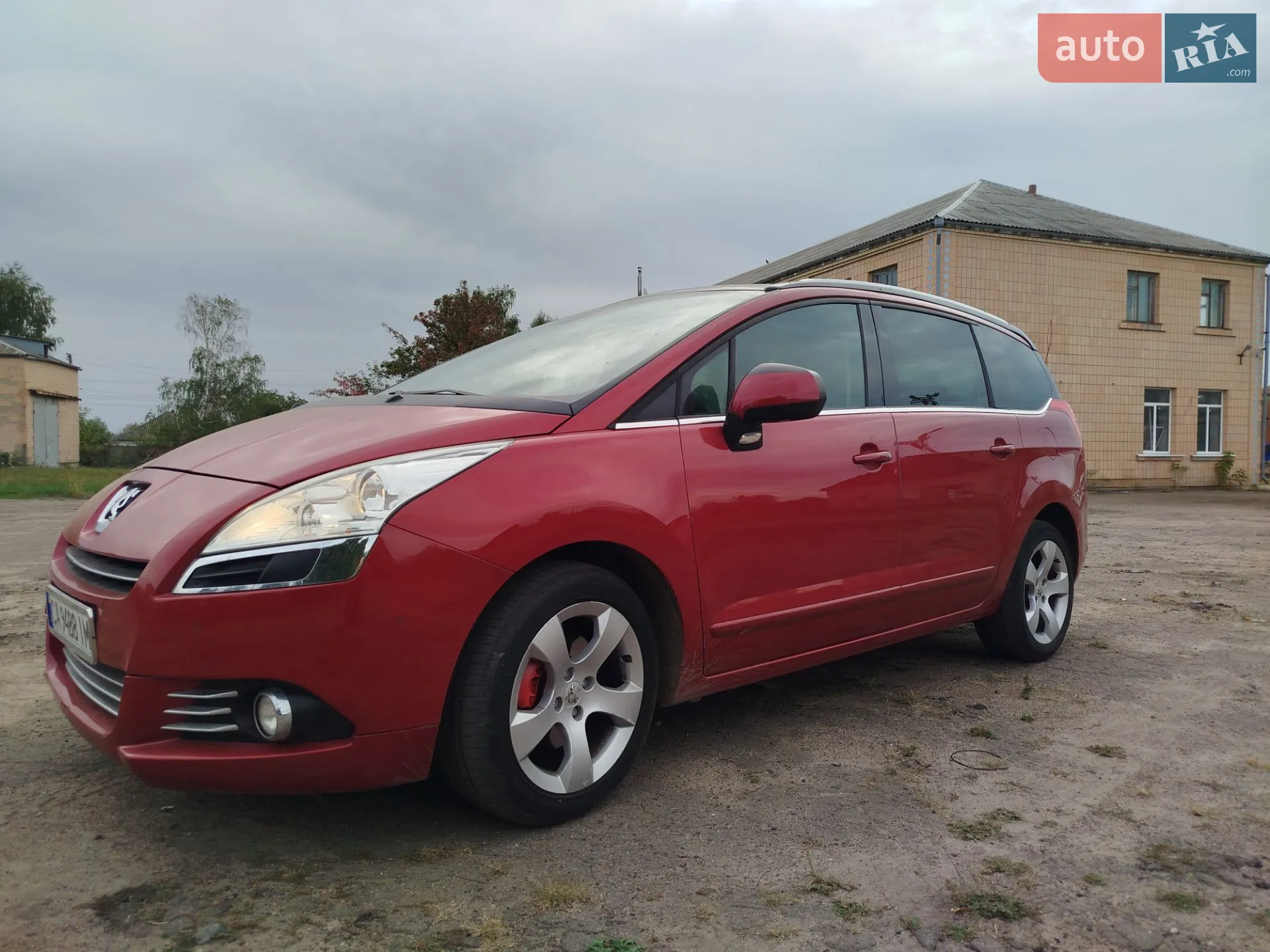 Peugeot 5008, 2011