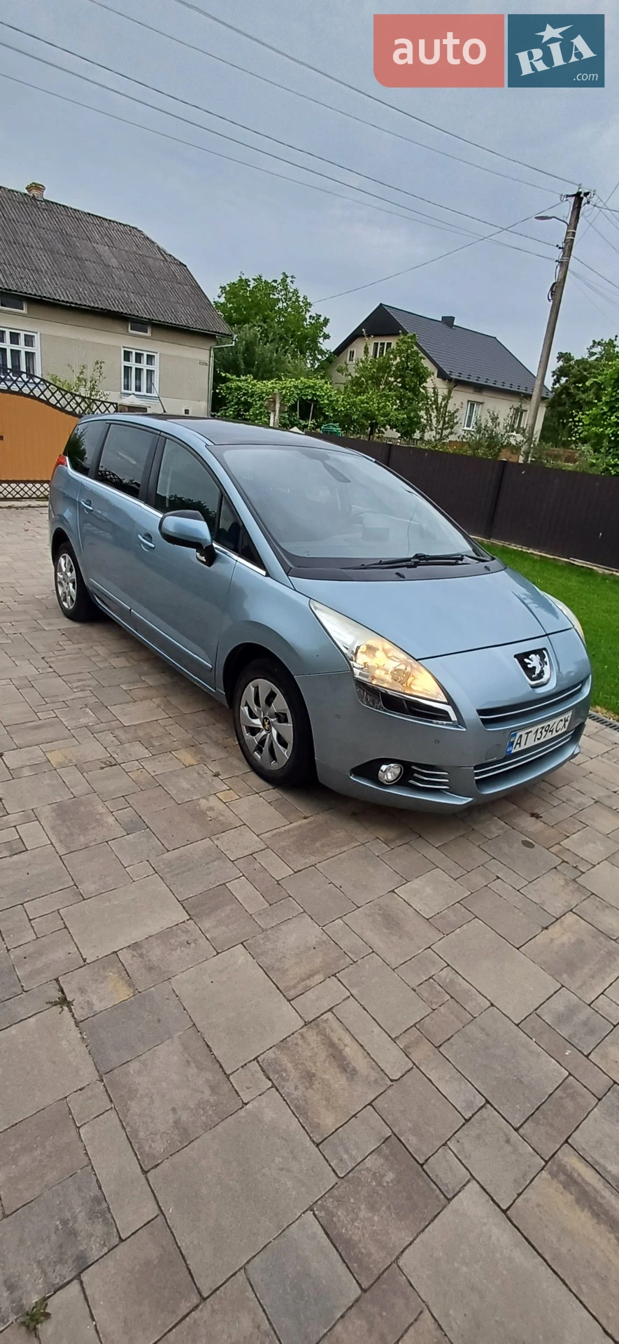 Peugeot 5008, 2011