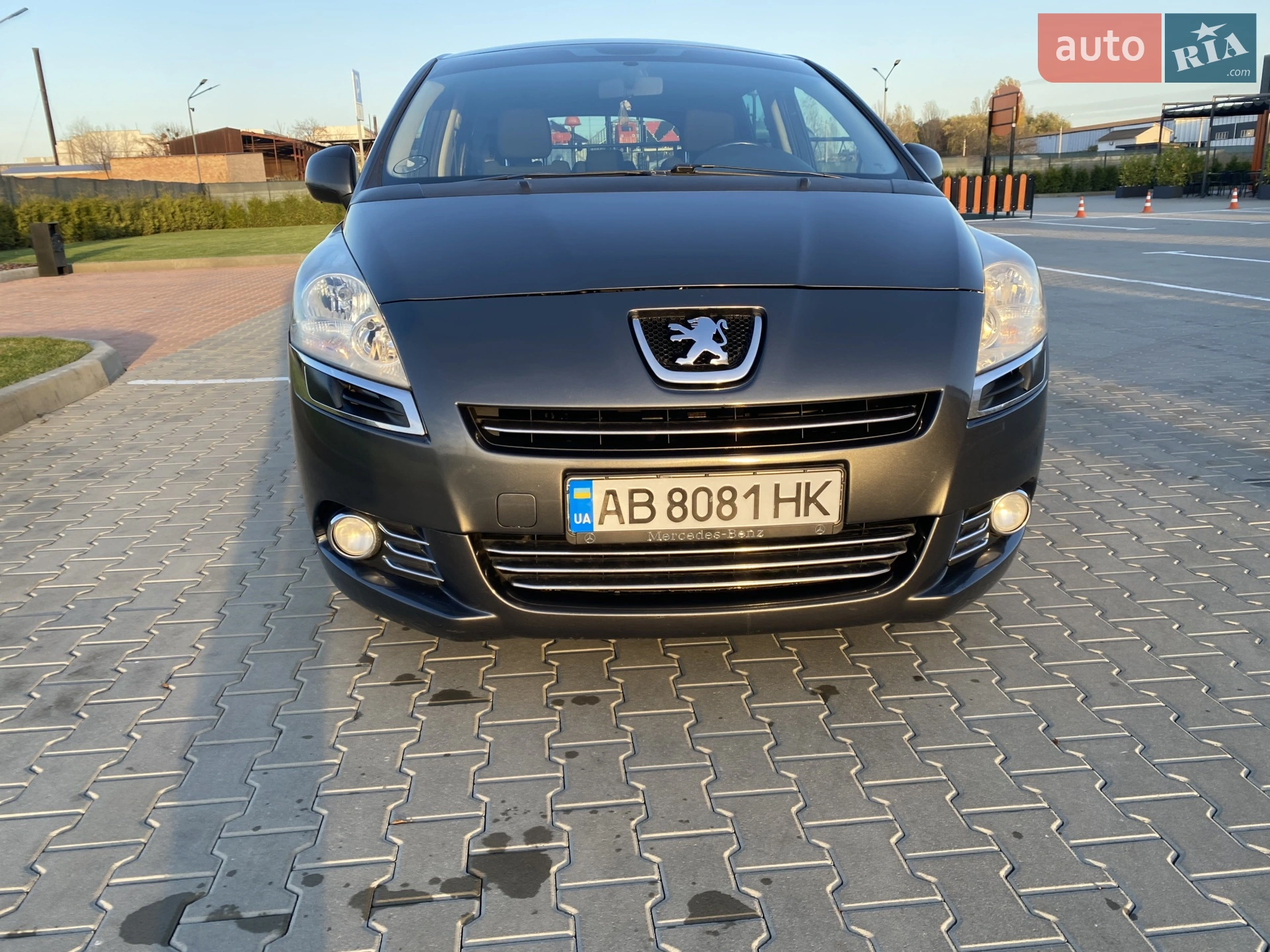 Peugeot 5008, 2010