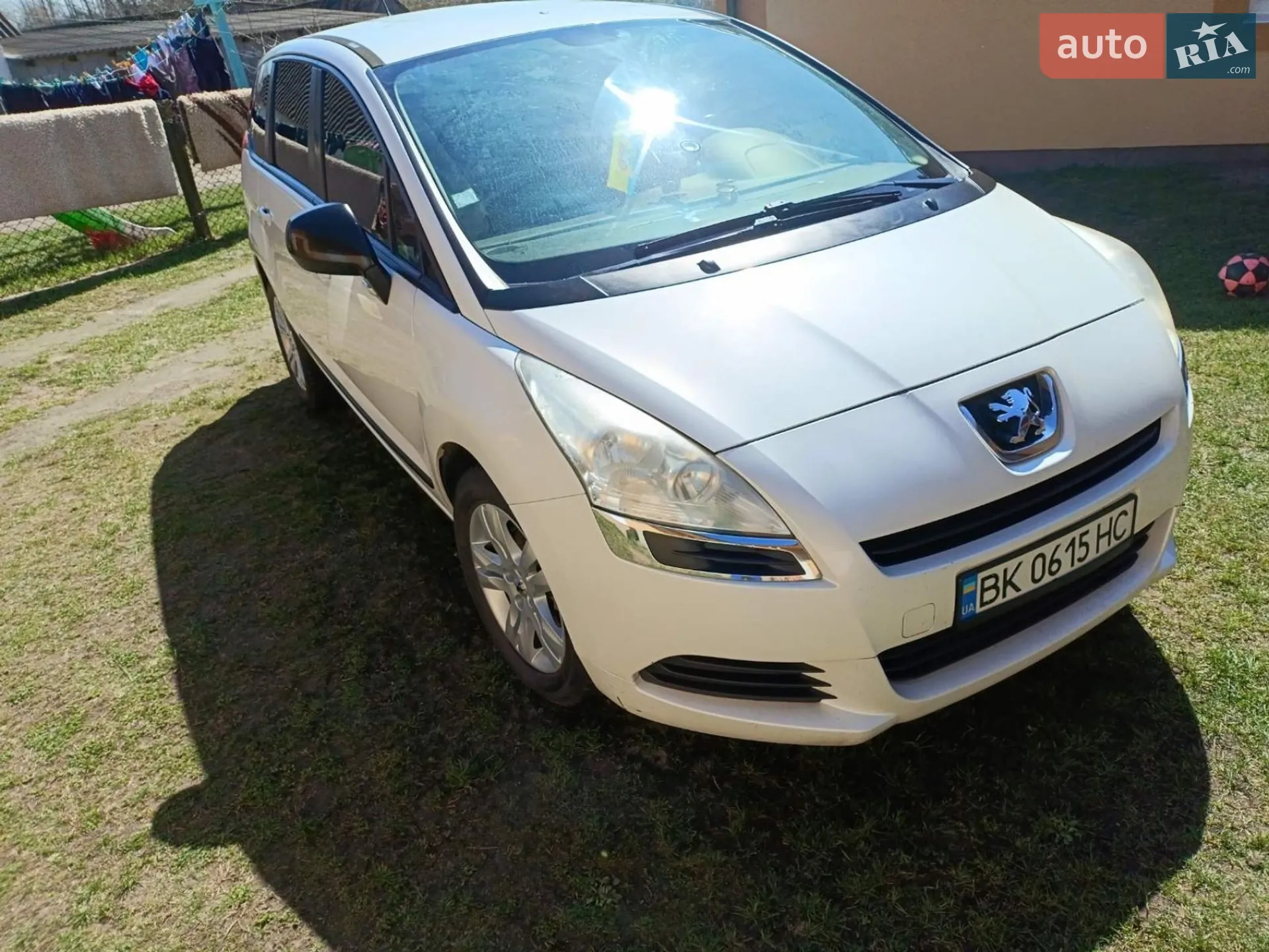 Peugeot 5008, 2011
