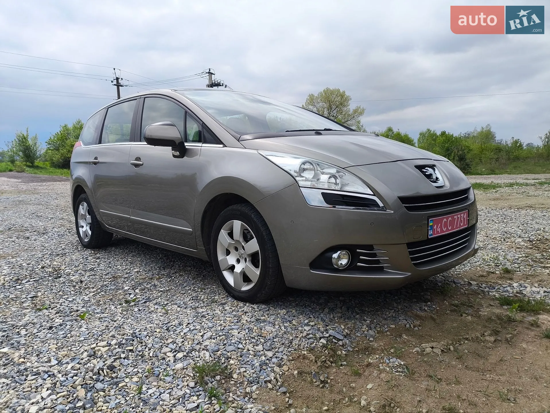 Peugeot 5008, 2012