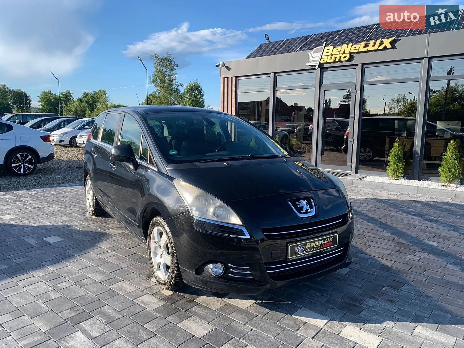 Peugeot 5008, 2010