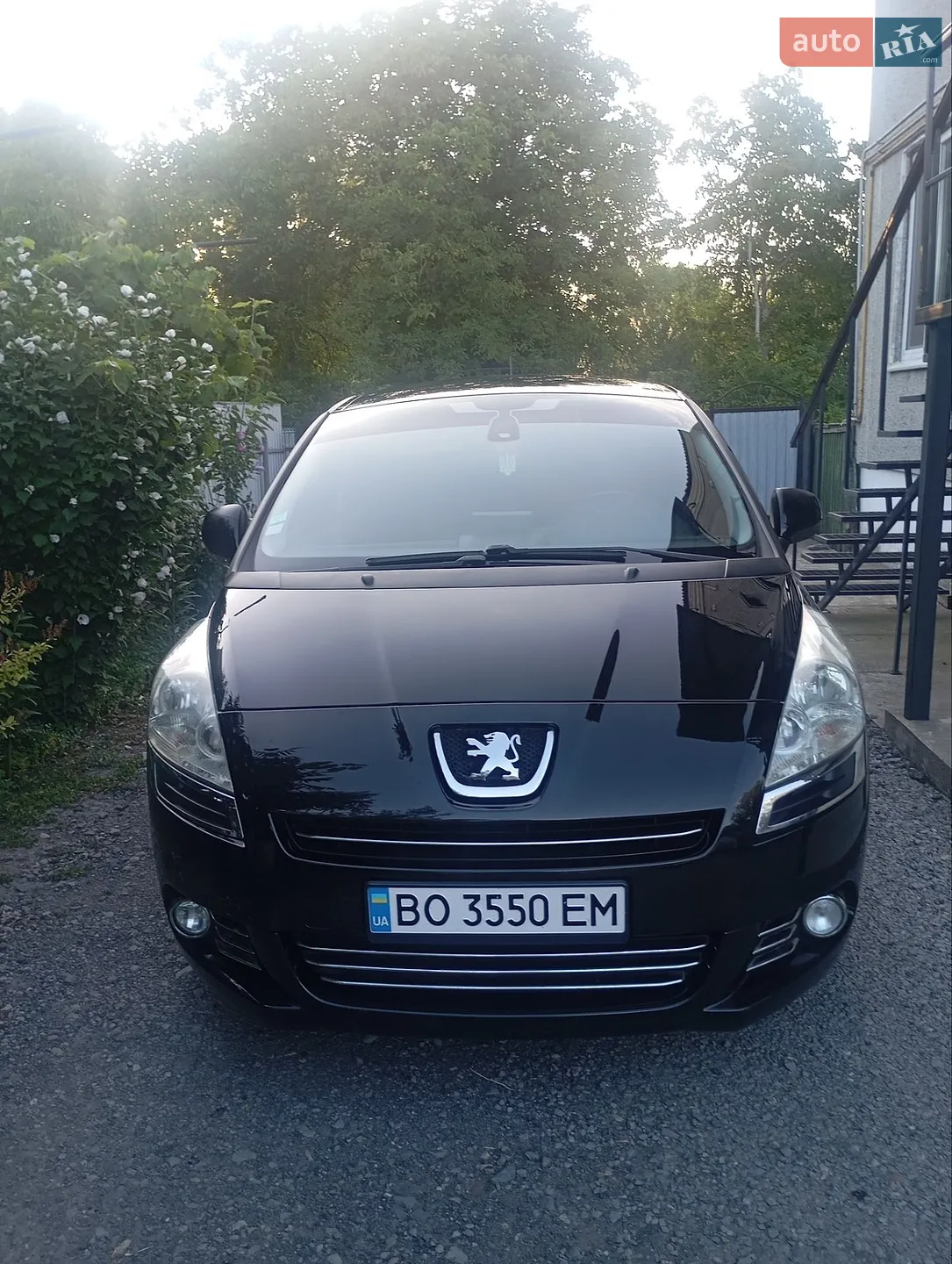 Peugeot 5008, 2011