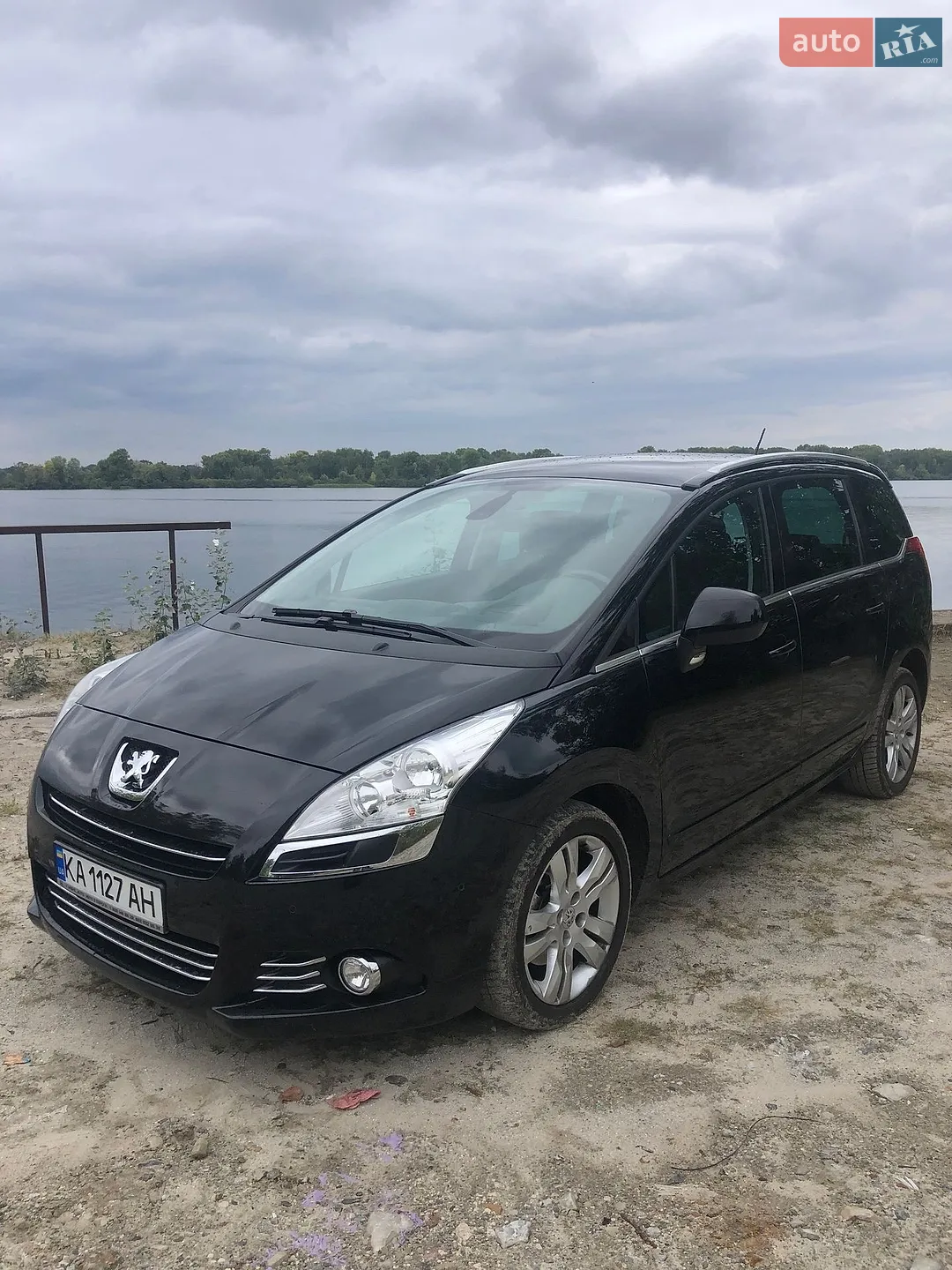 Peugeot 5008, 2011