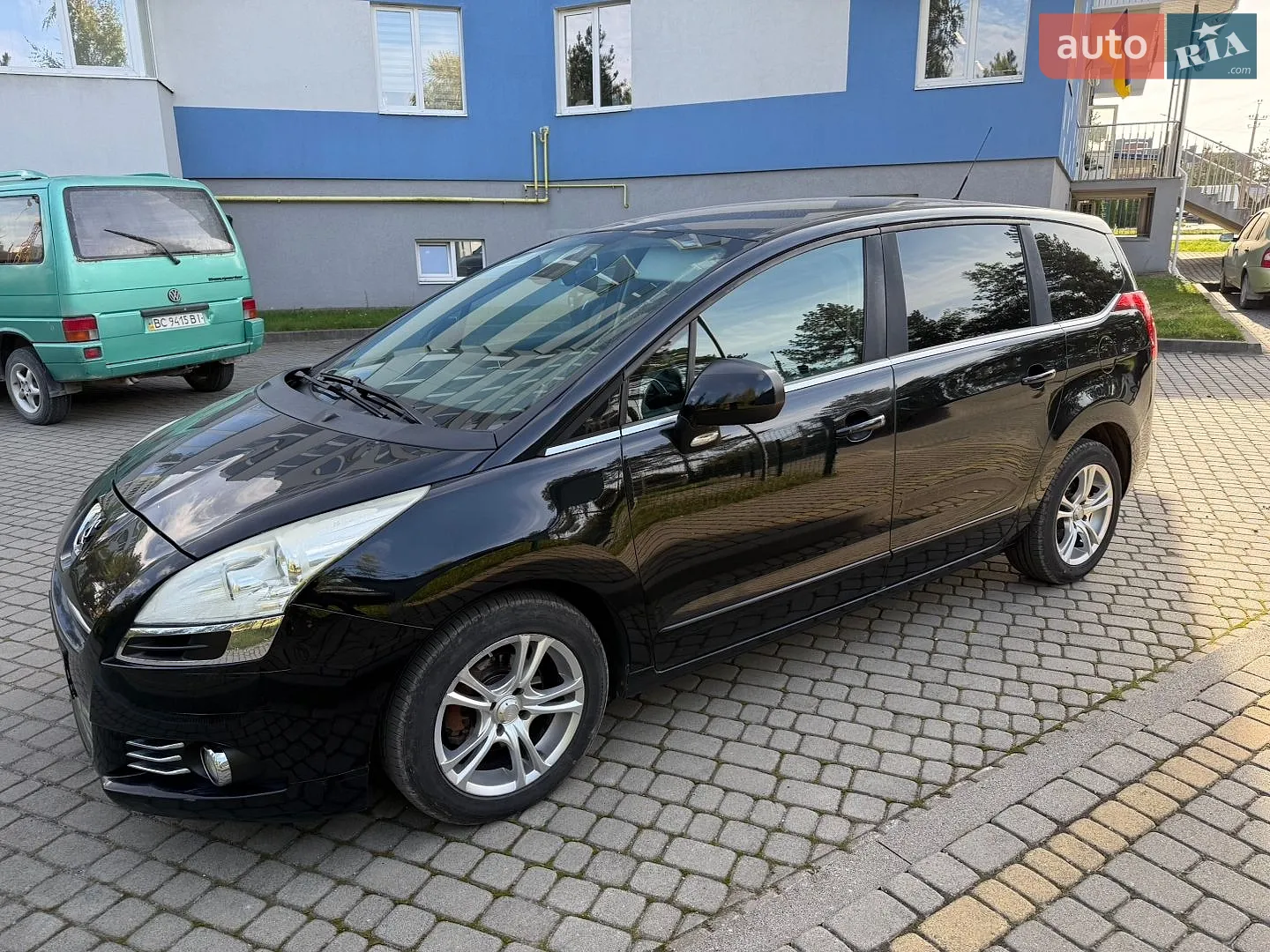 Peugeot 5008, 2010