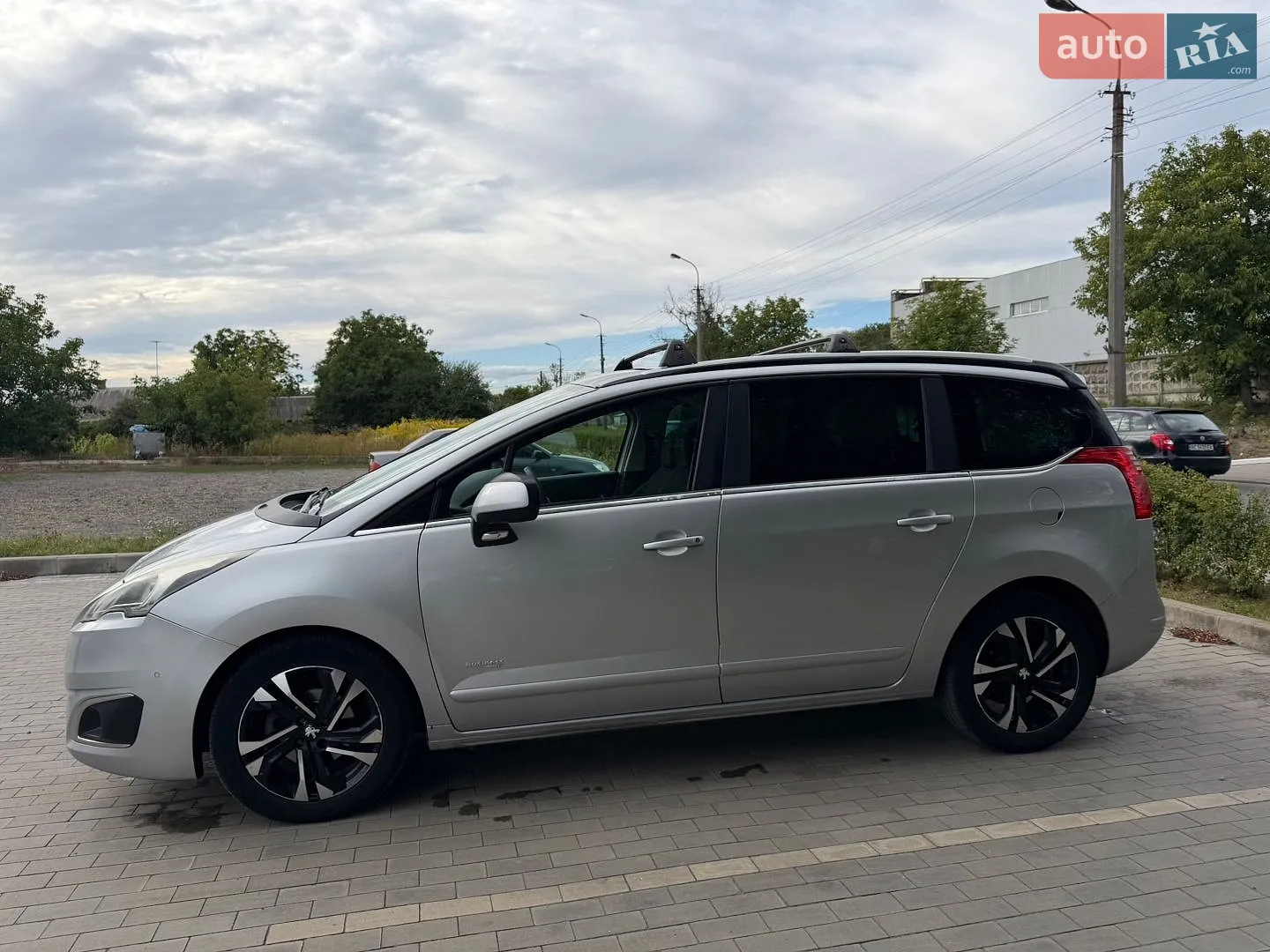 Peugeot 5008, 2014
