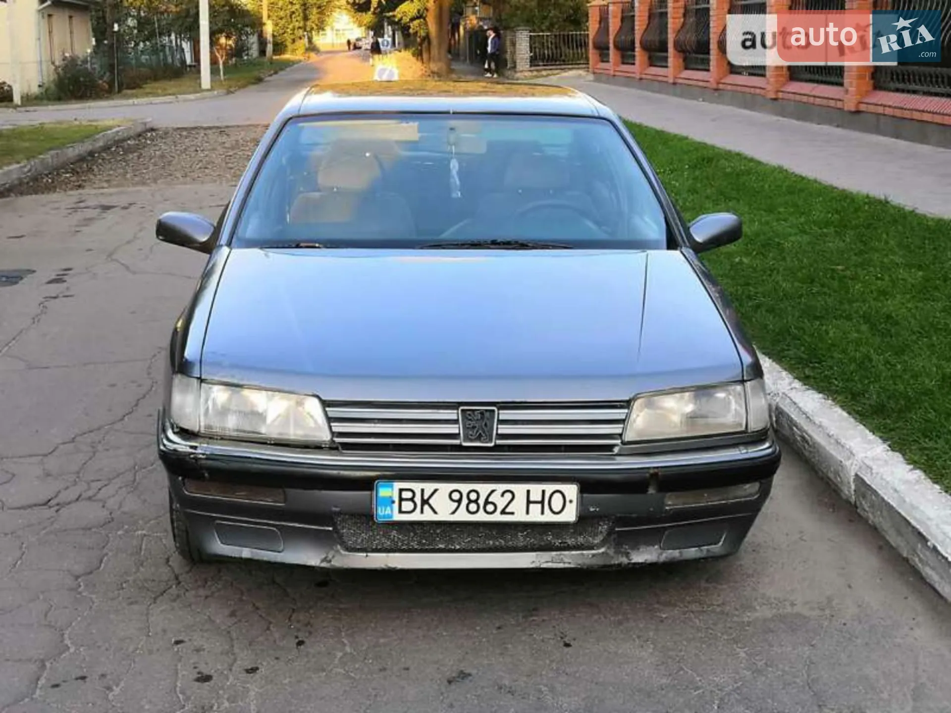 Peugeot 605, 1992