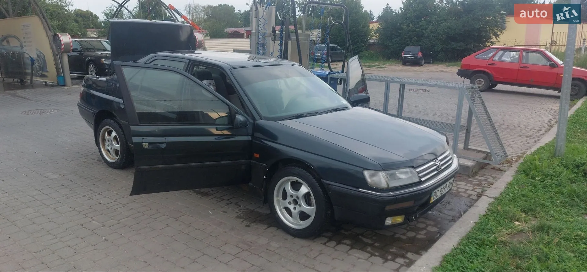 Peugeot 605, 1991