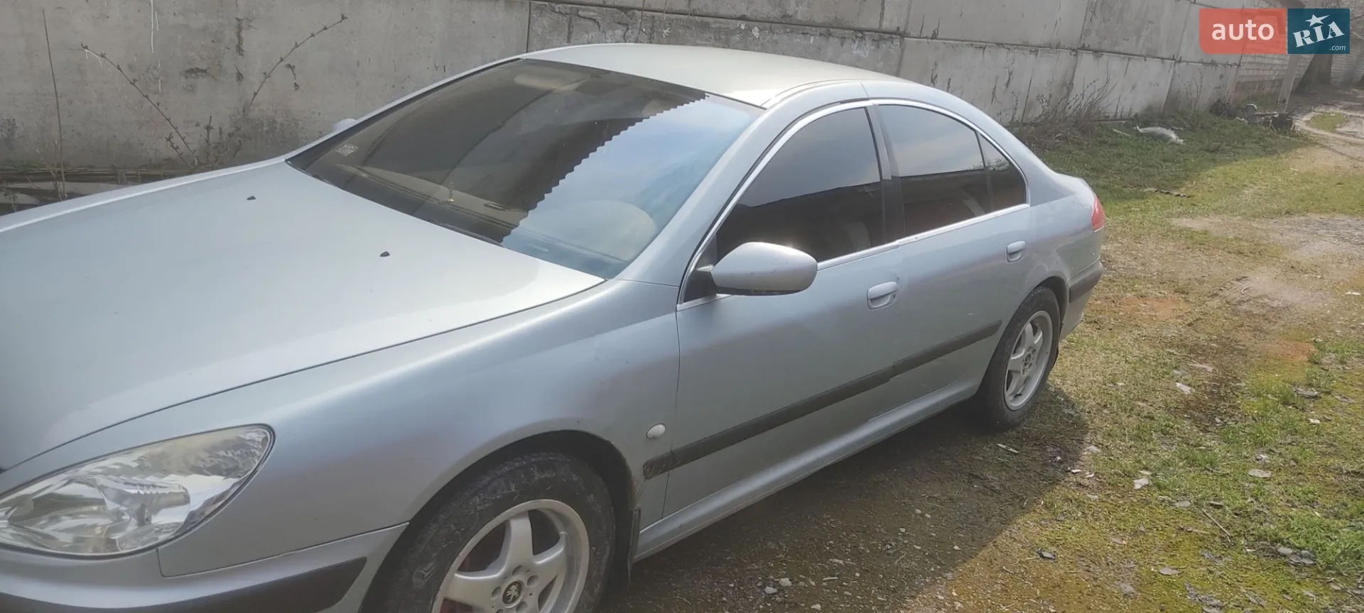 Peugeot 607, 2001