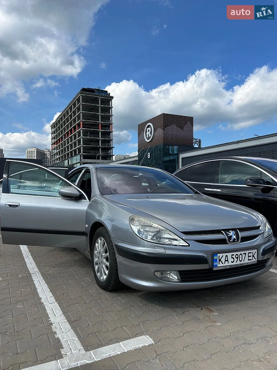 Peugeot 607, 2004